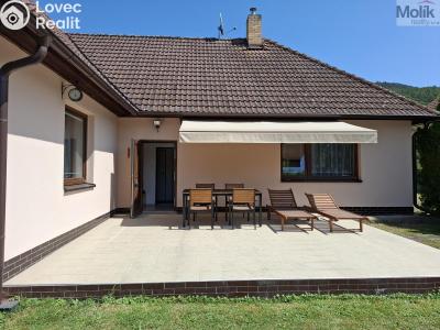 Sale family house Pnětluky č. 5