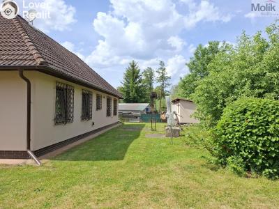 Sale family house Pnětluky č. 7