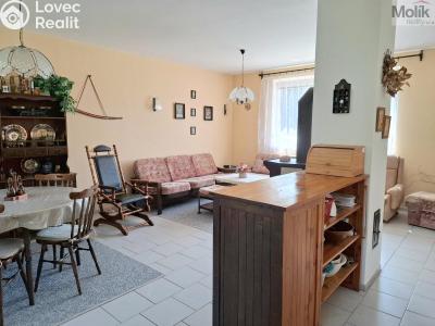 Sale family house Pnětluky č. 14