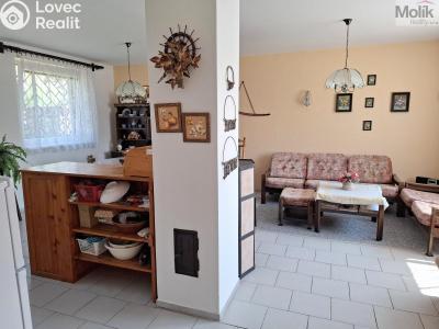 Sale family house Pnětluky č. 15