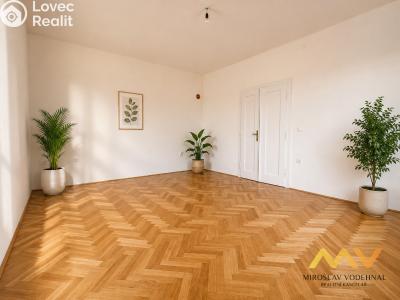 Rent apartment 3+1 Hradec Králové, Dukelská třída č. 7