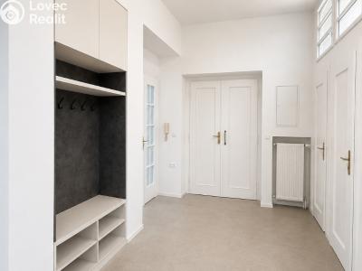 Rent apartment 3+1 Hradec Králové, Dukelská třída č. 20
