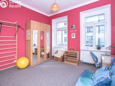 Sale apartment 3+KK Praha, Plzeňská č. 4