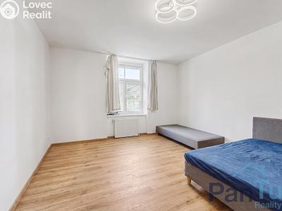 Продаж квартири 2+KK Praha, Na Veselí č. 3