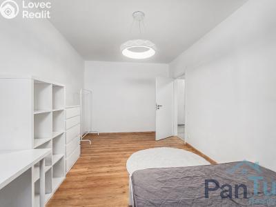 Продаж квартири 2+KK Praha, Na Veselí č. 7