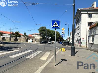 Prodej bytu 2+KK Praha, Na Veselí č. 12