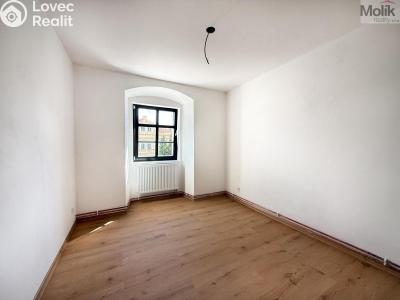 Rent apartment 3+KK Osek, Tovární 190 č. 13