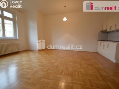 Аренда квартиры 2+KK Praha 6, Na Dionysce č. 1