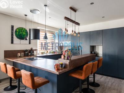 Sale multi-gen house Velim, Palackého 423 č. 8