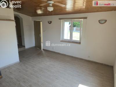 Prodej rodinného domu Vinařice č. 7
