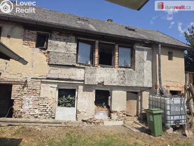 Prodej rodinného domu Vinařice č. 17