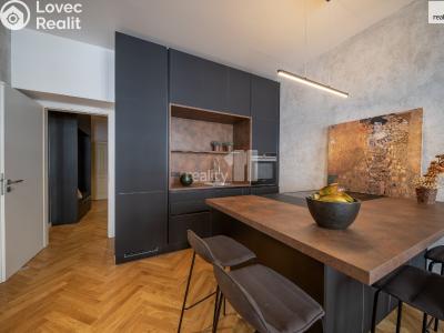 Продаж квартири 3+KK Praha 10, Charkovská č. 5