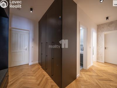 Продаж квартири 3+KK Praha 10, Charkovská č. 8