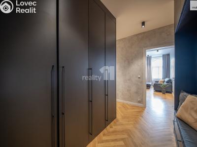Продаж квартири 3+KK Praha 10, Charkovská č. 9