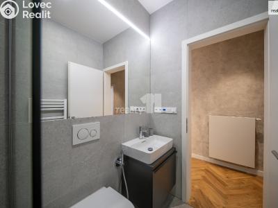Продаж квартири 3+KK Praha 10, Charkovská č. 12