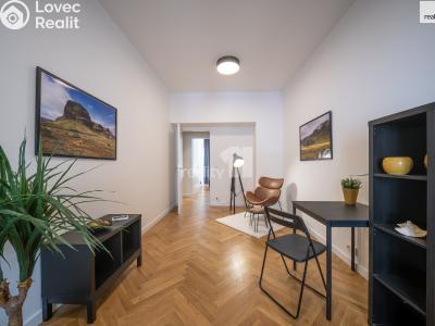 Продаж квартири 3+KK Praha 10, Charkovská č. 16