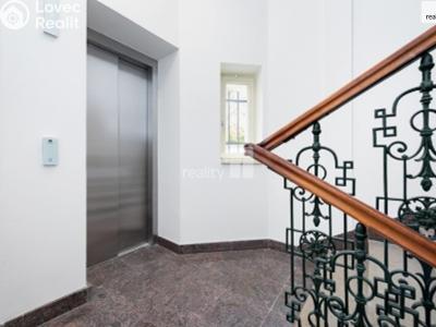 Продаж квартири 3+KK Praha 10, Charkovská č. 30