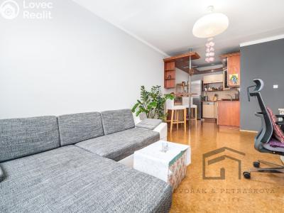 Prodej bytu 2+KK Praha, Bazovského č. 2