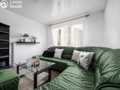 Sale apartment 2+1 Písek, Husovo nám. 1680 č. 5