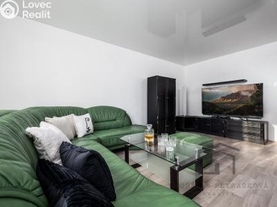 Sale apartment 2+1 Písek, Husovo nám. 1680 č. 6