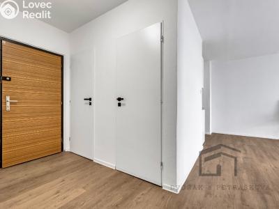 Аренда квартиры 2+KK Praha, Jašíkova č. 17