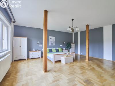 Prodej rodinného domu Rudolfov, Karafiátová č. 13