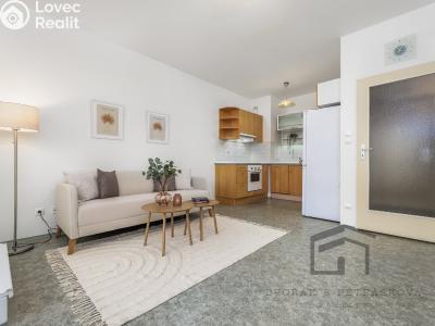 Оренда квартири 2+KK Praha, Saturnova č. 3