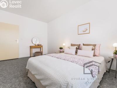 Оренда квартири 2+KK Praha, Saturnova č. 13