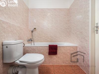 Оренда квартири 2+KK Praha, Saturnova č. 17