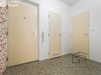 Оренда квартири 2+KK Praha, Saturnova č. 18