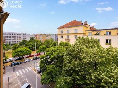 Prodej bytu 2+1 Praha, Lounských č. 14