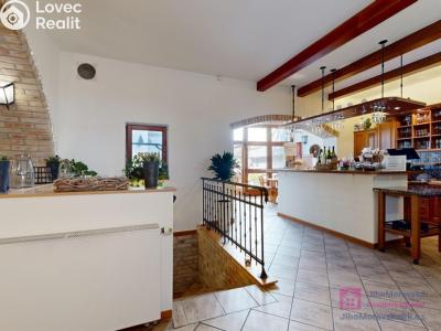 Rent restaurant Hustopeče, Dukelské nám. č. 1