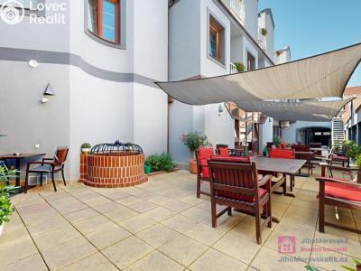 Rent restaurant Hustopeče, Dukelské nám. č. 8