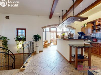 Rent restaurant Hustopeče, Dukelské nám. č. 11