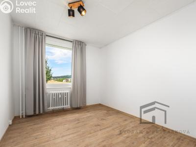 Prodej bytu 4+1 Čížkovice, Na sídlišti 265 č. 12