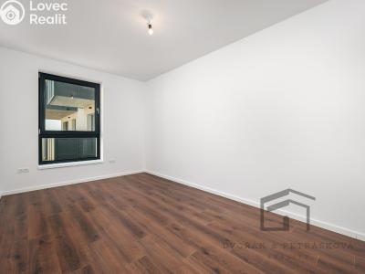 Sale apartment 3+KK Praha, Spojovací č. 5