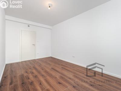 Sale apartment 3+KK Praha, Spojovací č. 6