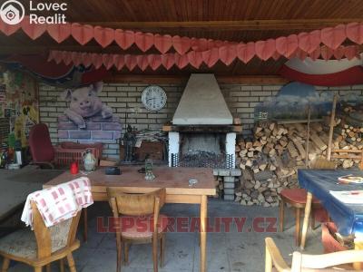 Sale hut Hroznětín č. 9