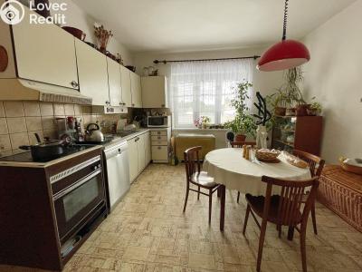 Продаж квартири 2+1 Dvůr Králové nad Labem, nábřeží Benešovo č. 1