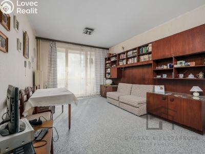 Sale apartment 3+KK Praha, Žateckých č. 1