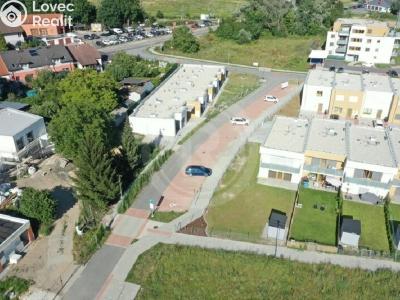 Pronájem garážového stání České Budějovice, Platanová č. 4