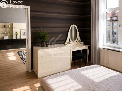 Rent apartment 3+1 Praha, Charlese de Gaulla č. 5