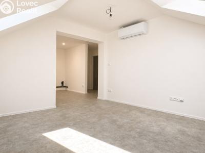 Продаж квартири 3+KK Pardubice, Křemenská č. 1