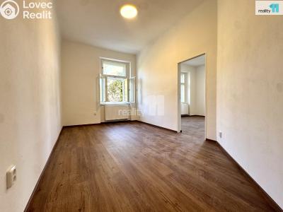 Аренда квартиры 3+1 Praha 2, Svatoplukova č. 7