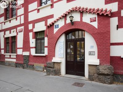 Rent doctor's office Praha, Jankovcova č. 15