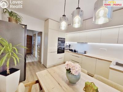 Продаж квартири 4+1 Brno, Zikova č. 1