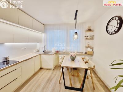 Продаж квартири 4+1 Brno, Zikova č. 2