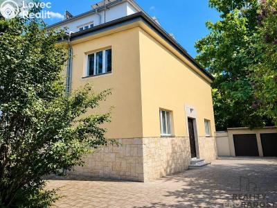 Аренда квартиры 1+KK Praha, Na Truhlářce č. 12