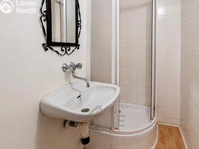 Продаж квартири 2+1 Praha, Kozmíkova č. 7