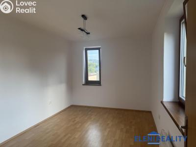Pronájem bytu 2+KK Hradec-Nová Ves č. 7